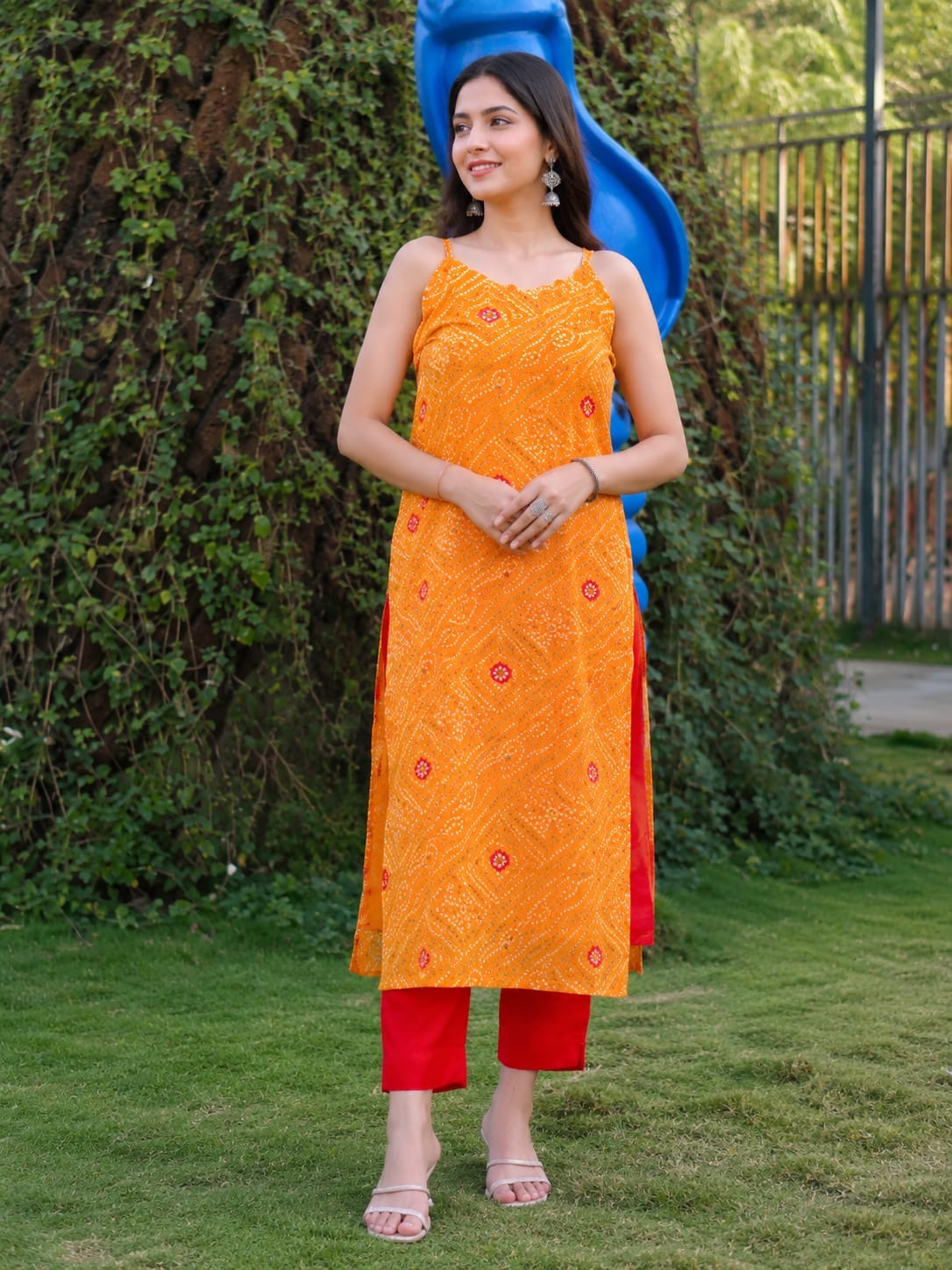 Mustard Bloom Sleeveless Kurta with Pants